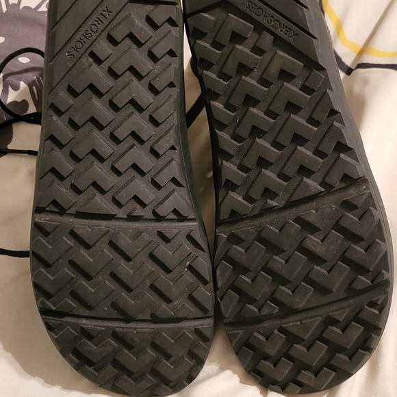 Women's Black Lace Up Boots - Picture 5 of 5